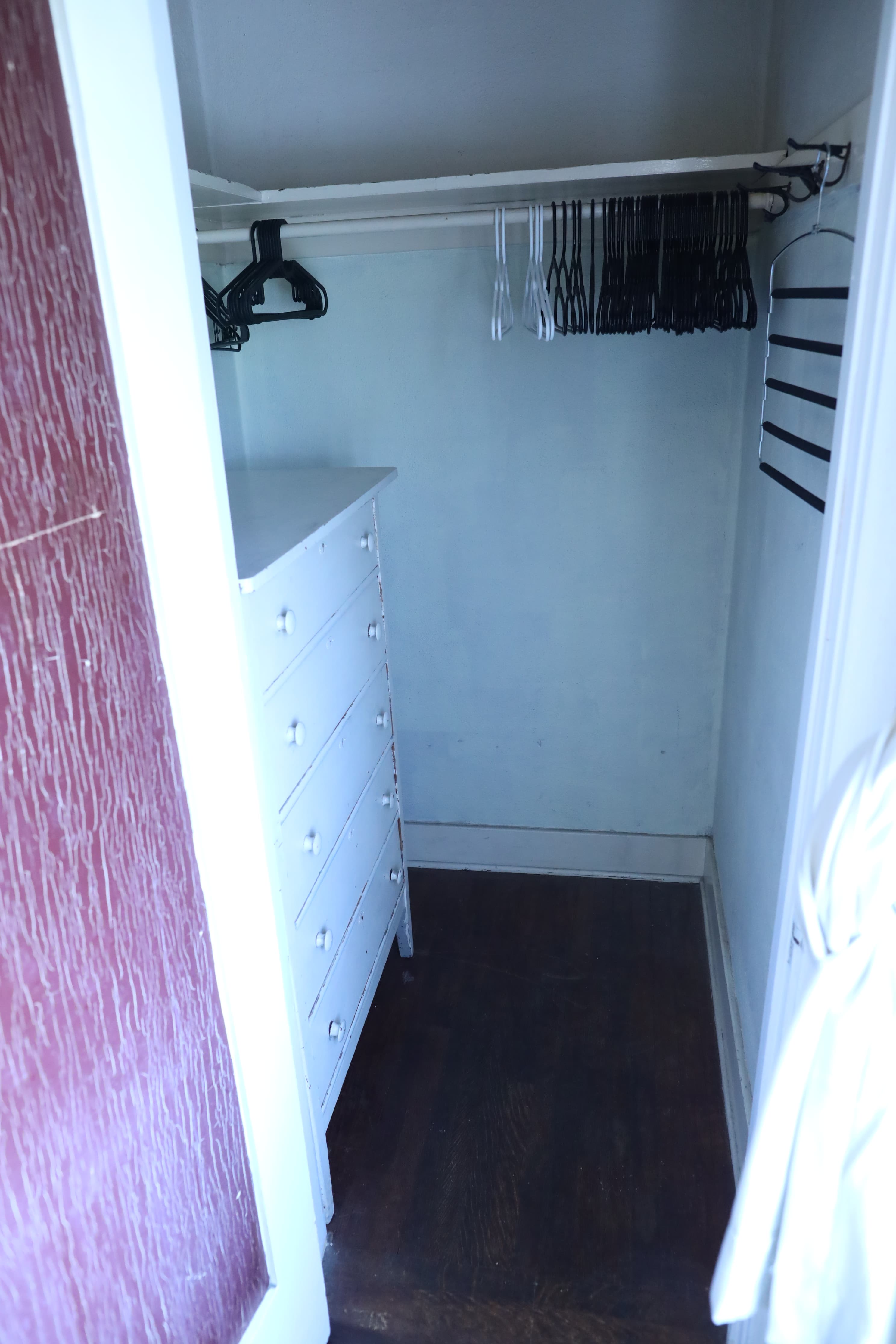 Daisy Property Room 2 Image 2