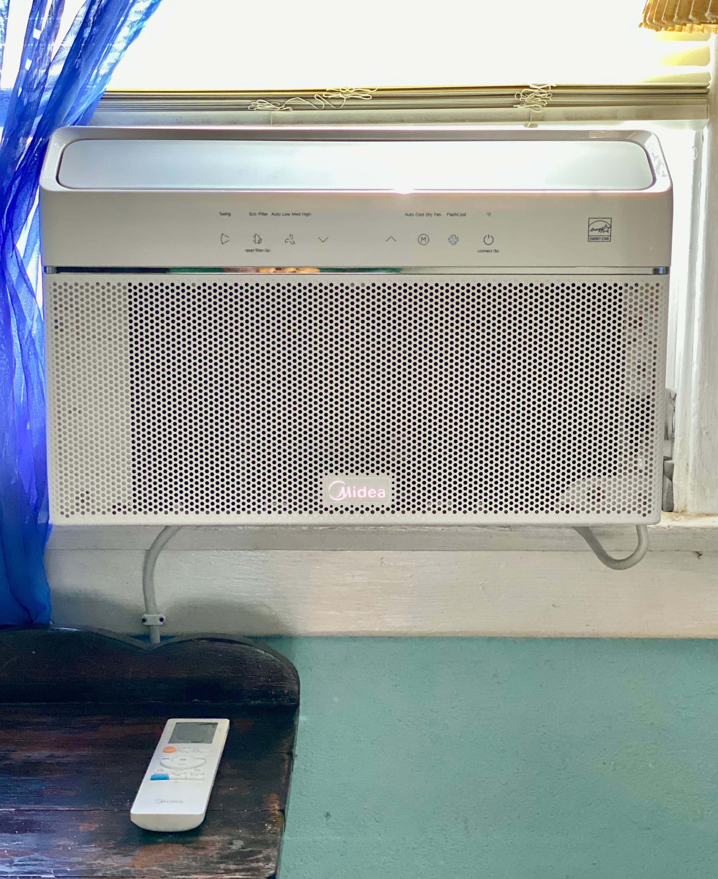 USC Student Housing - Smart AC Unit in Room 04