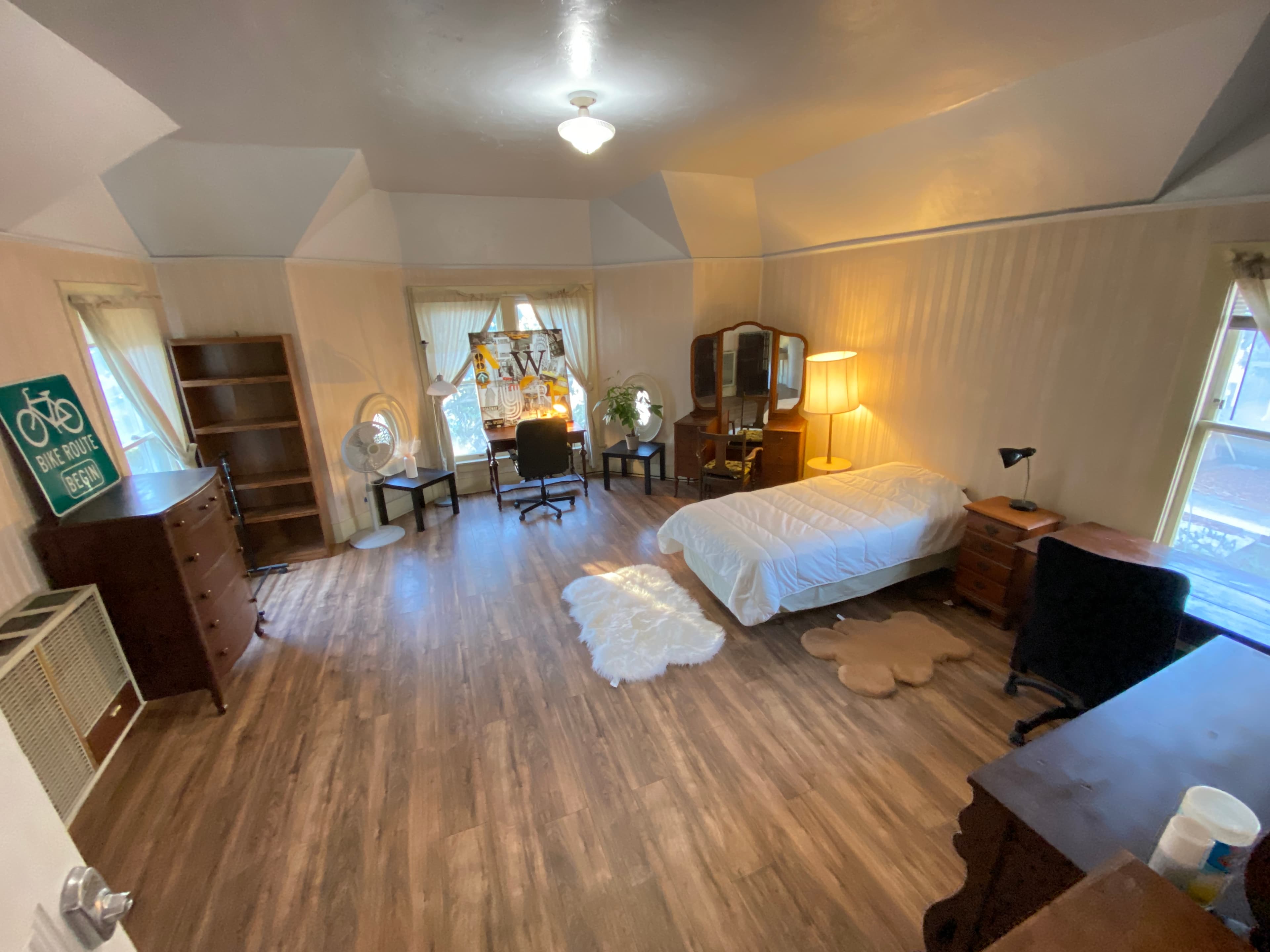 Daisy Room 05