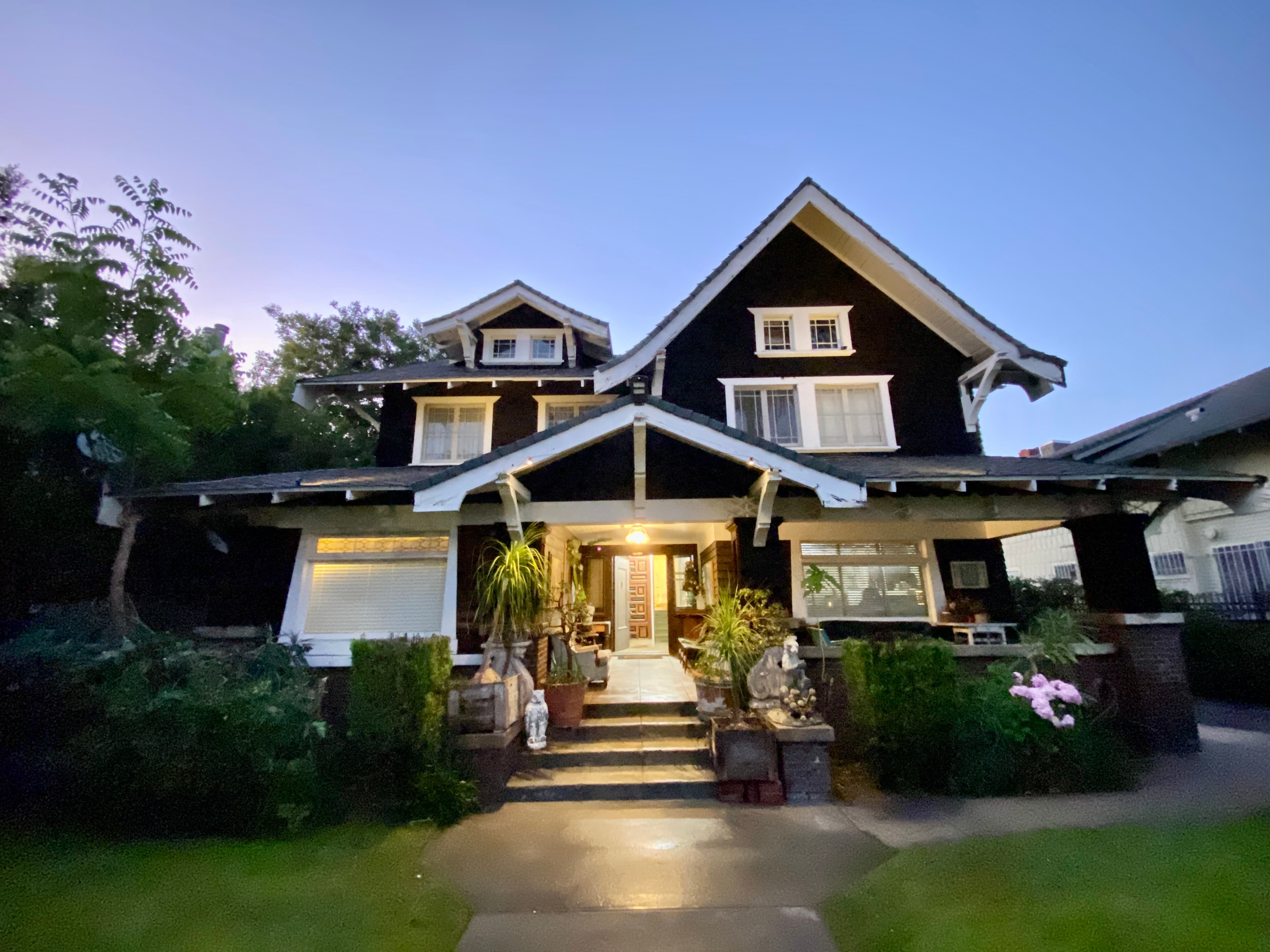 Jim Craftsman Exterior Image 6
