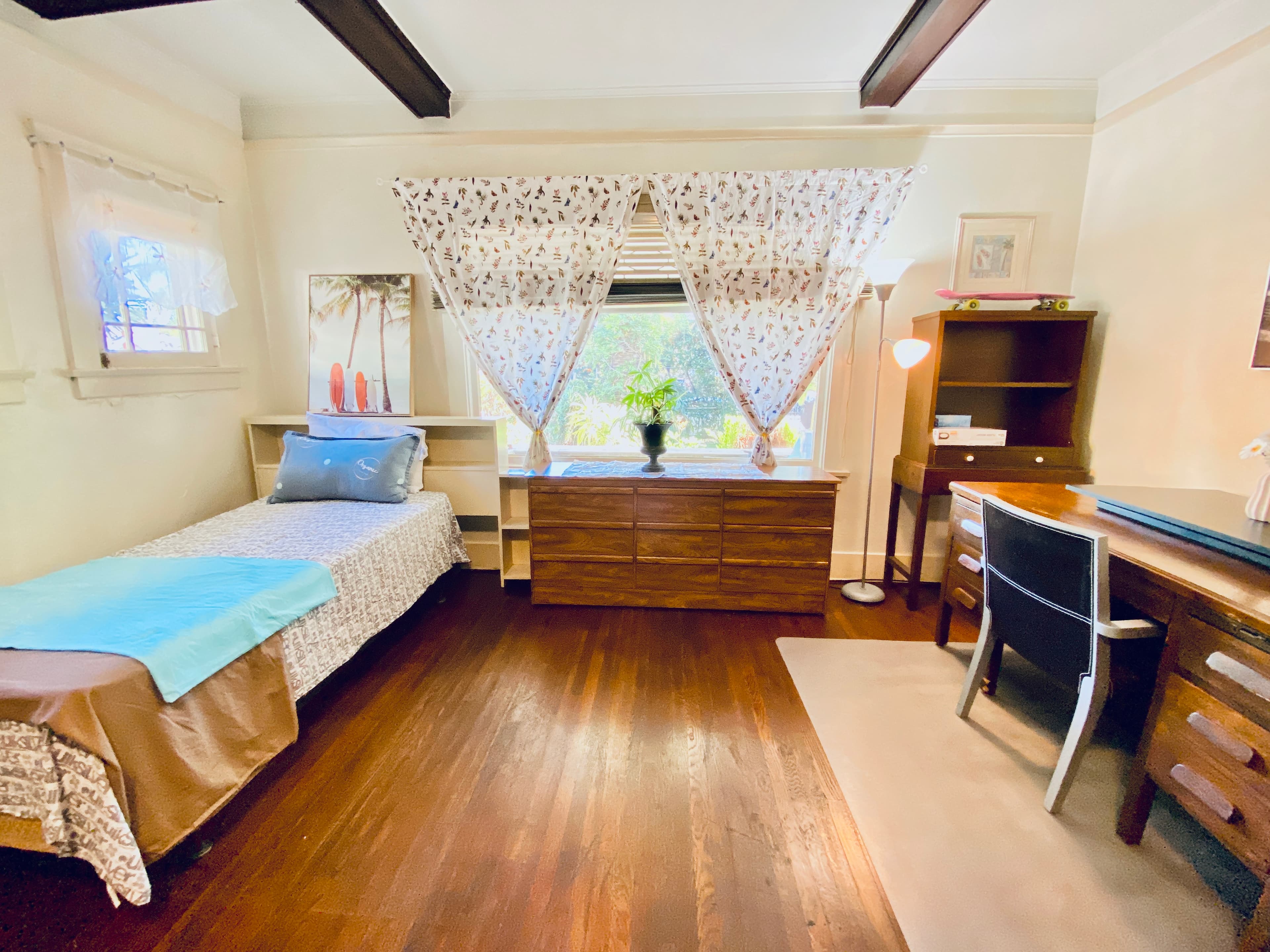 Room 05