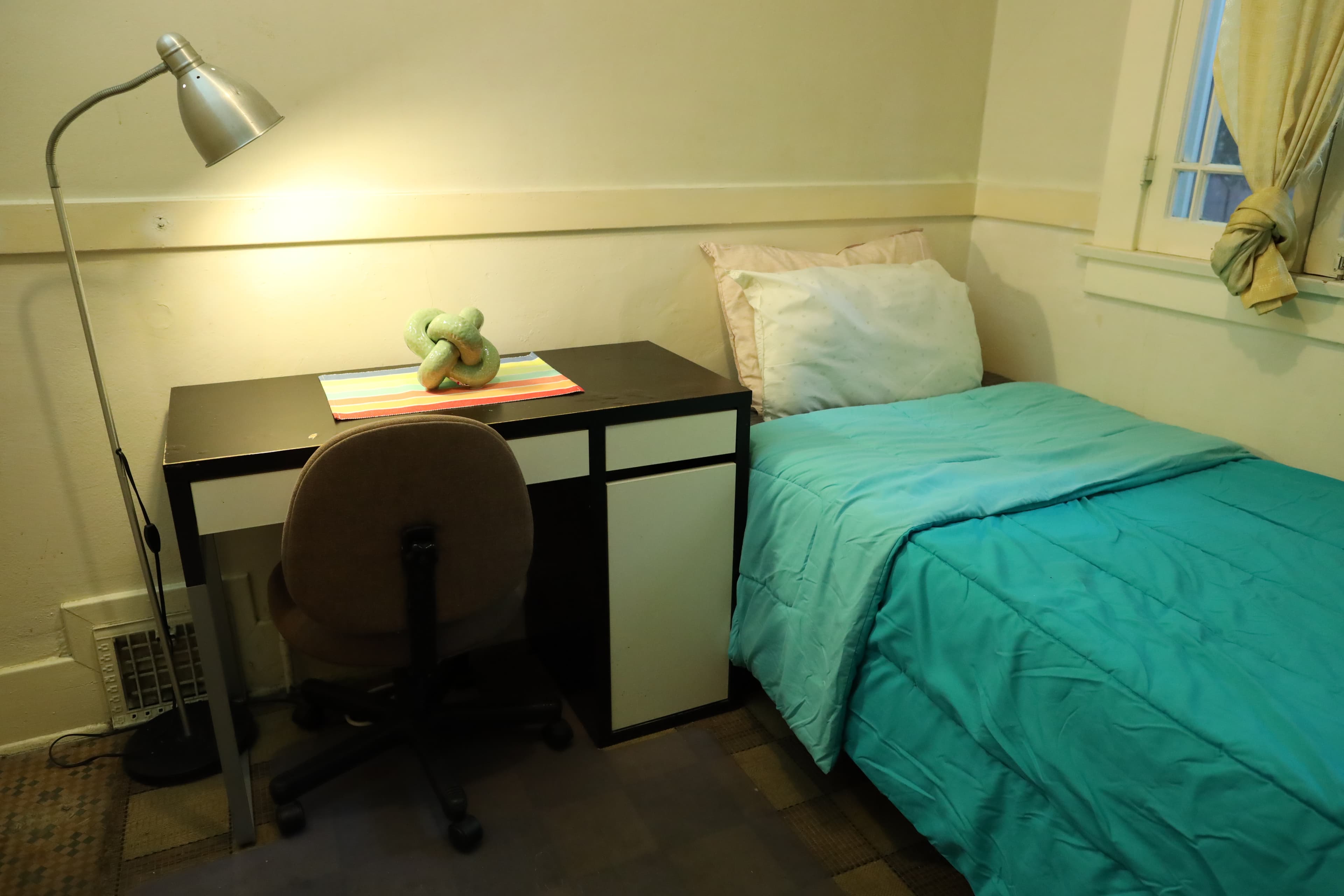 Jim Property Room 7 Image 4