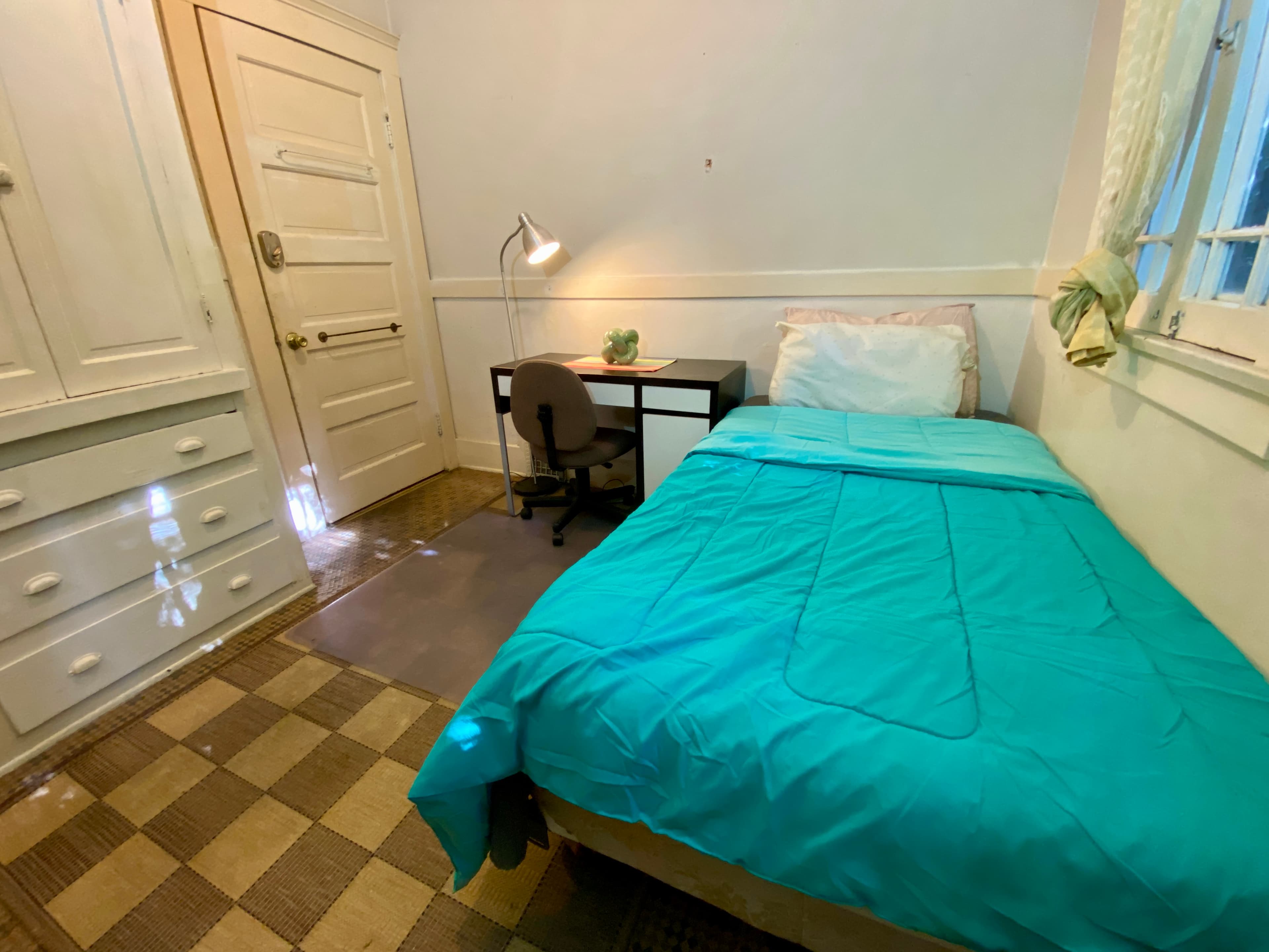 Jim Property Room 7 Image 6